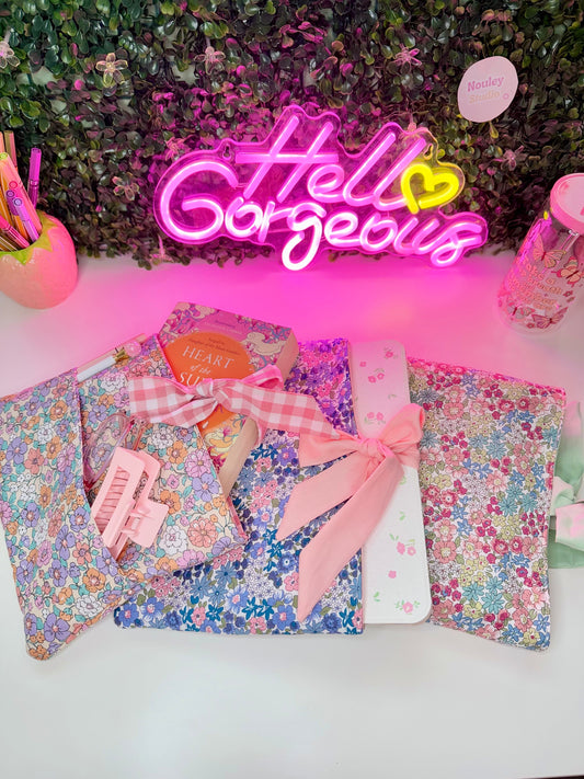 Knus, Cute & Klaar voor Onderweg – Onze Book Sleeves!