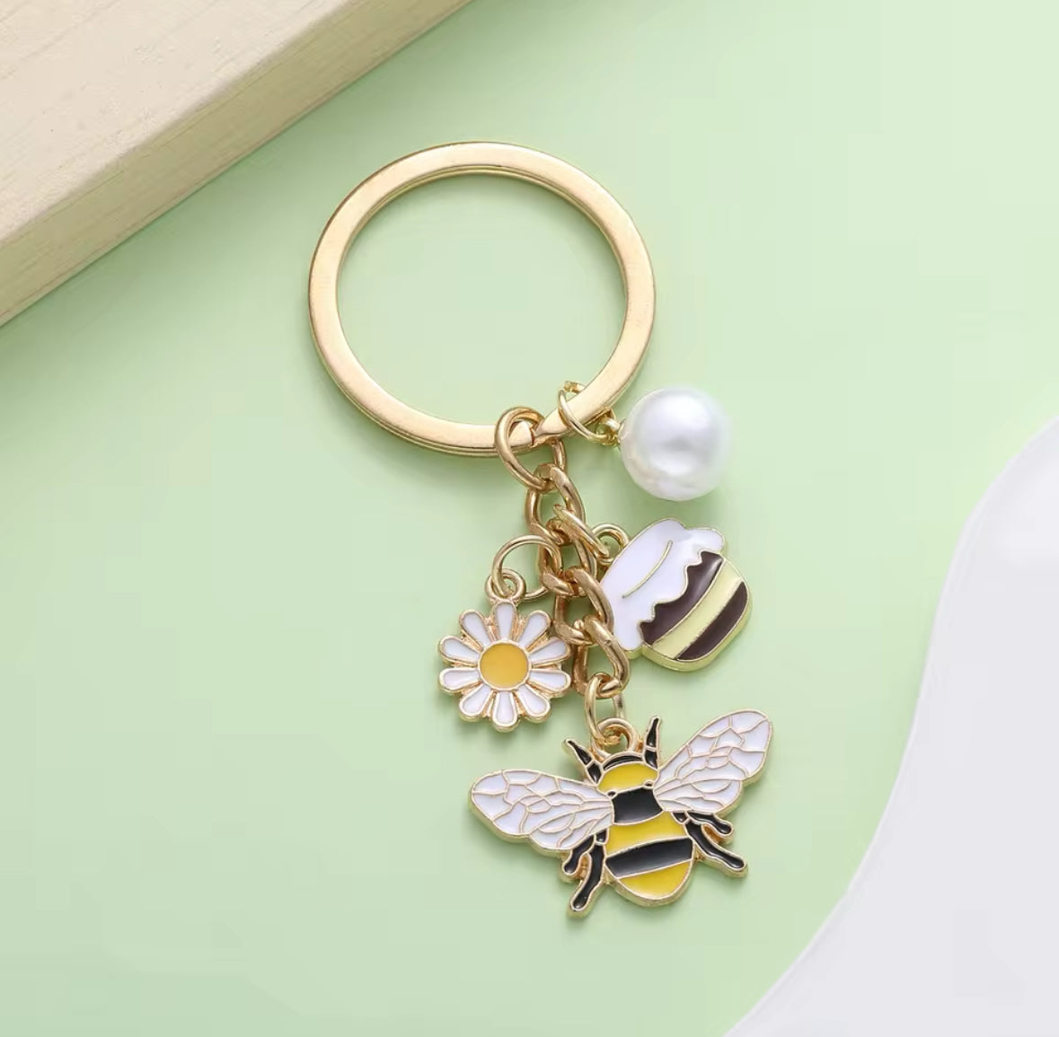Bee keychain