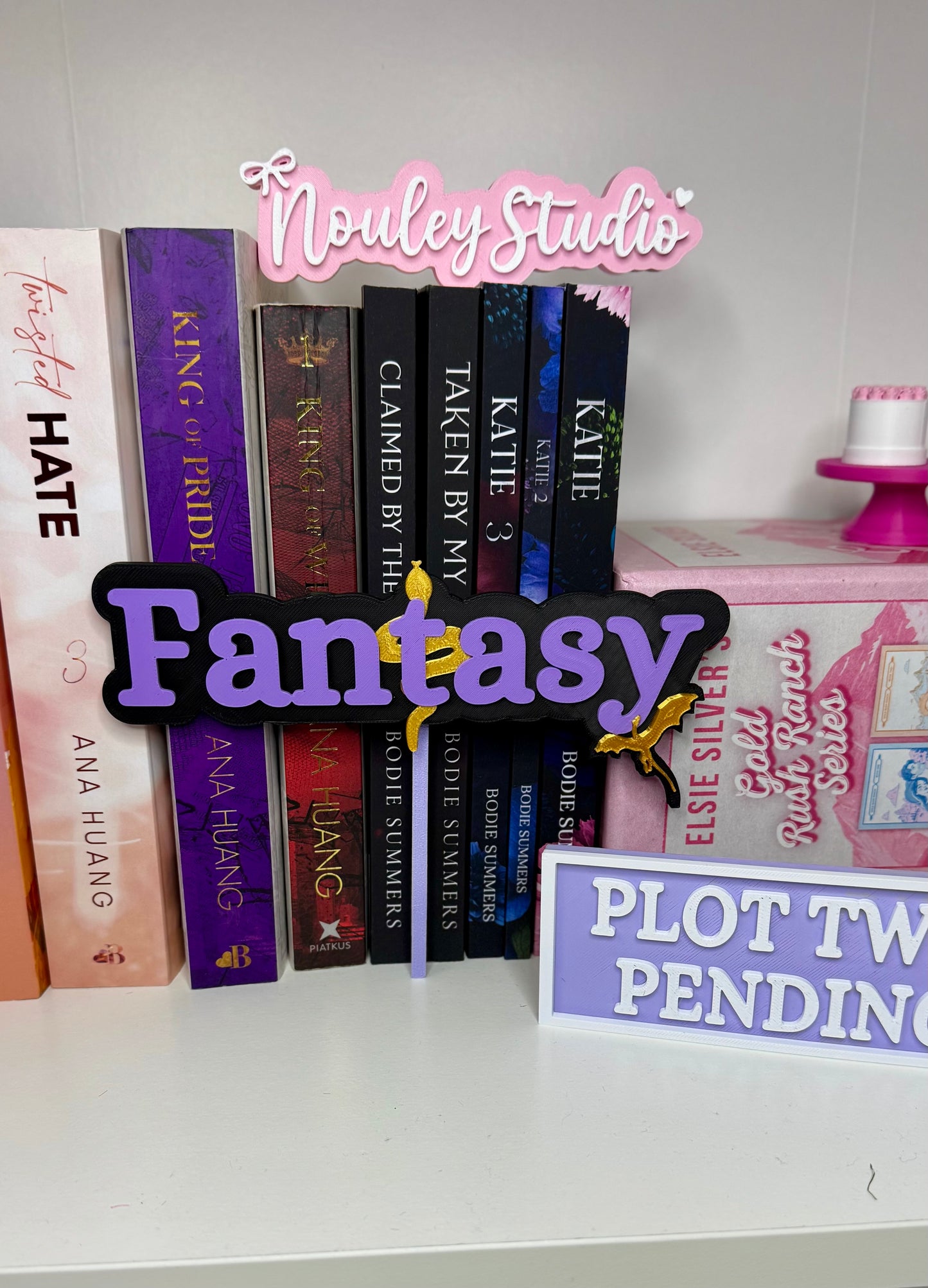 Bookshelf insert | Fantasy