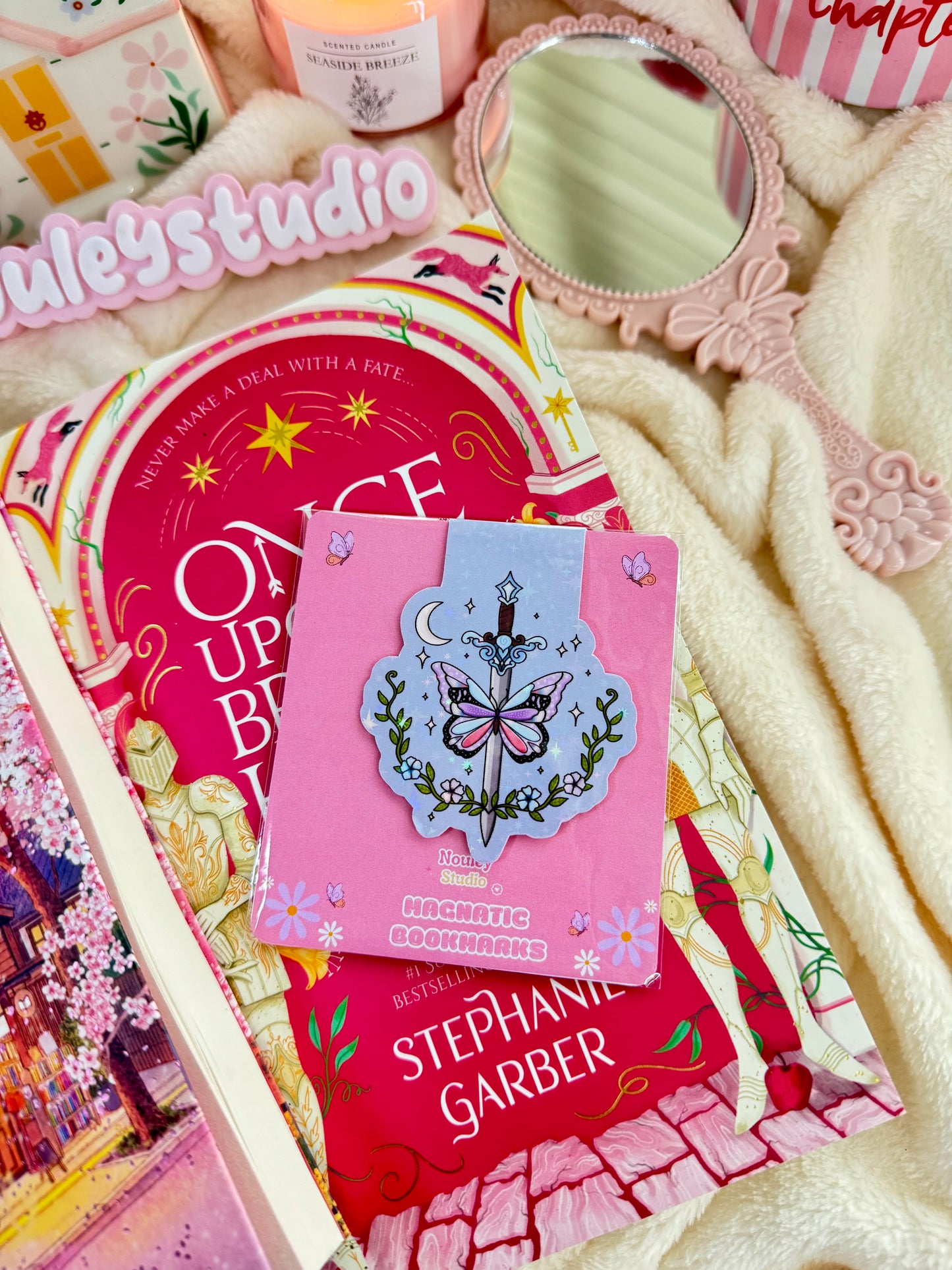 Magnetic Bookmarks l Quicksilver