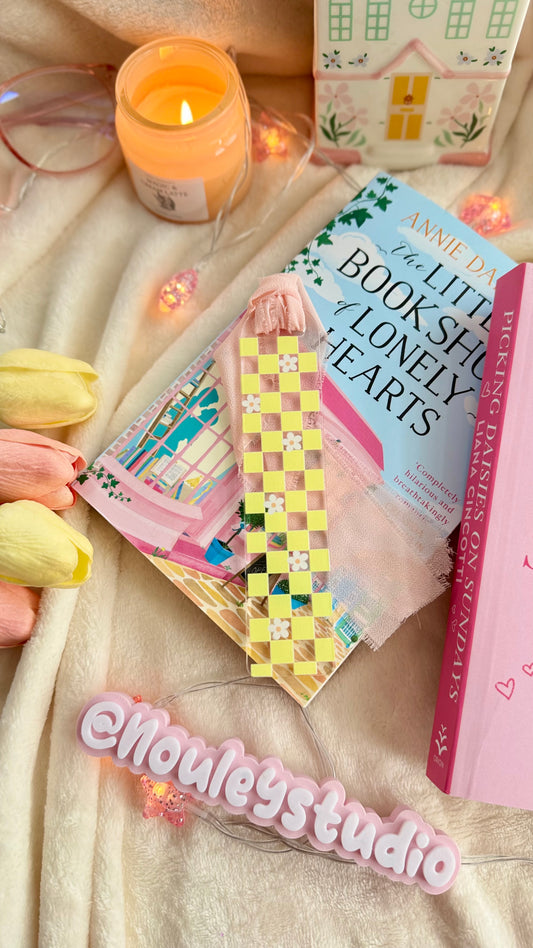 Acrylic Bookmark | Yellow Daisy