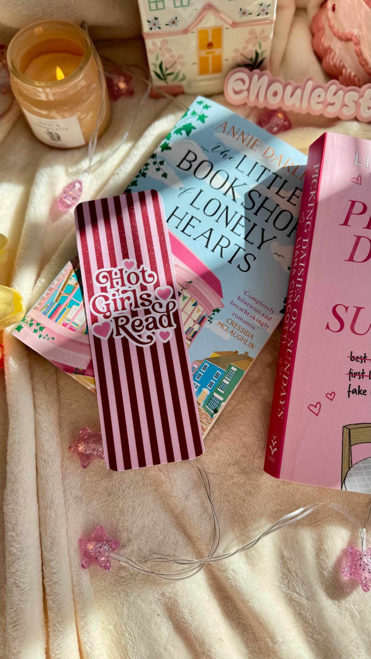 Bookmark paper | Hot girl